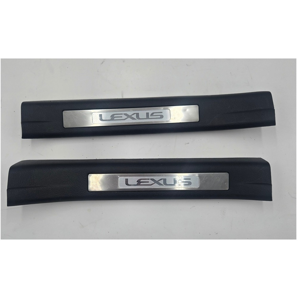 04-09 Lexus RX330 RX350 RX400h Rear Door Sill Scuff Plates Illuminated OEM